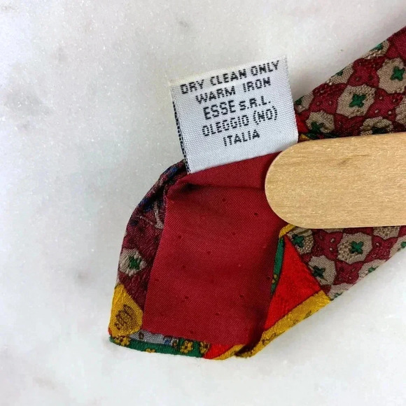 VALENTINO CRAVATTE 100% Silk Men Red, Green & Gold Tree Necktie, Made in Italy - Picture 8 of 9